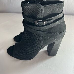 PELLE MODA Black Women's suede Ankle Boots. Boho grunge goth